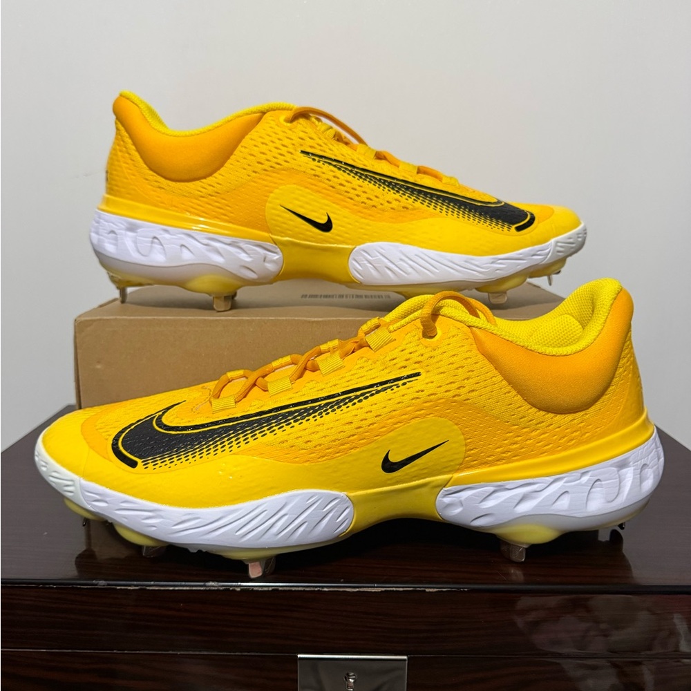 Nike Men's 15 Alpha Huarache Elite 4 Low TB Amarillo Baseball Yellow DR6851-701
